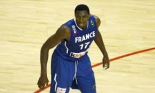 Mahinmi es otra baja para Francia