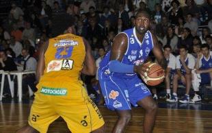 Anthony Myles es la ltima incorporacin de Argentino de Junin