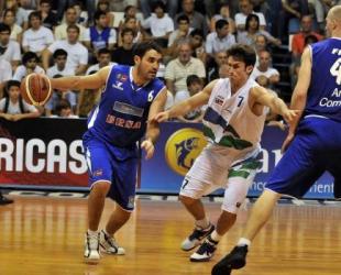 Batacazo de Regatas en el debut