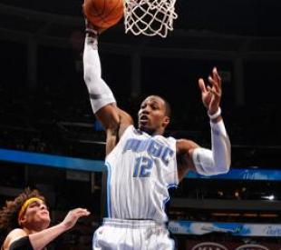 Dwight Howard es de los Lakers