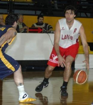 Vamos a salir a ganarle a Boca y a Central