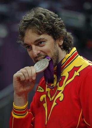 Pau Gasol da el presente