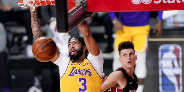 Lakers a tiro del campeonato