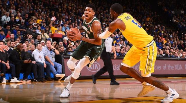 Bucks dio la nota, Thunder sigue sumando