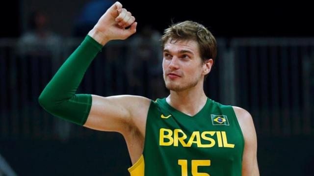 Tiago Splitter se pierde Ro 2016