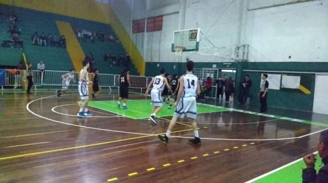 Arranque furioso de U15