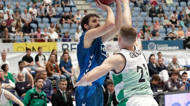 Joventut se qued sin racha, Murcia an con vida