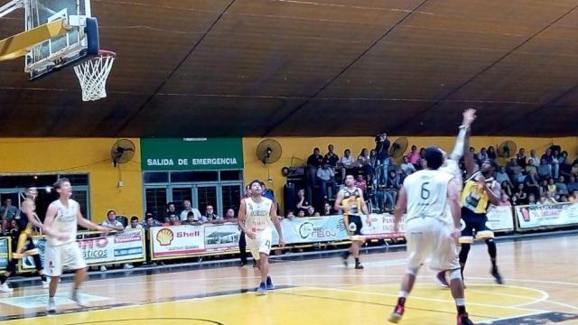 Hind y Salta Basket bien arriba en el Norte