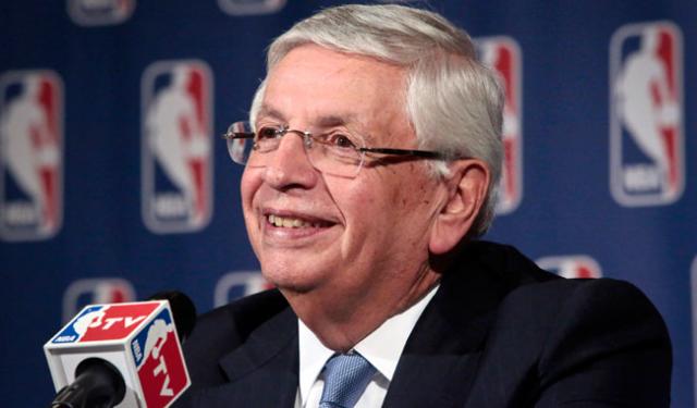 David Stern y Alonzo Mourning se sumaron al saln de la Fama