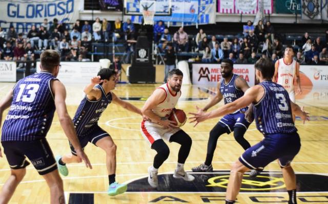 El milrayitas asegur� su lugar en los play-off de Reclasificaci�n