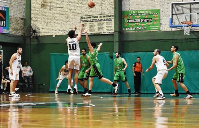 Derqui imparable, Bigu salt a la punta