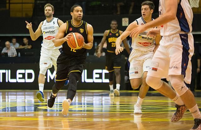 Andre Barrett no sigue en Obras