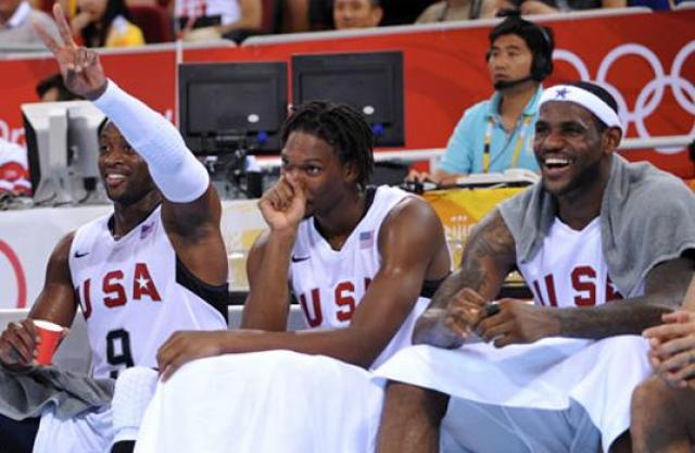 LeBron jugar en Miami junto a Wade y Bosh