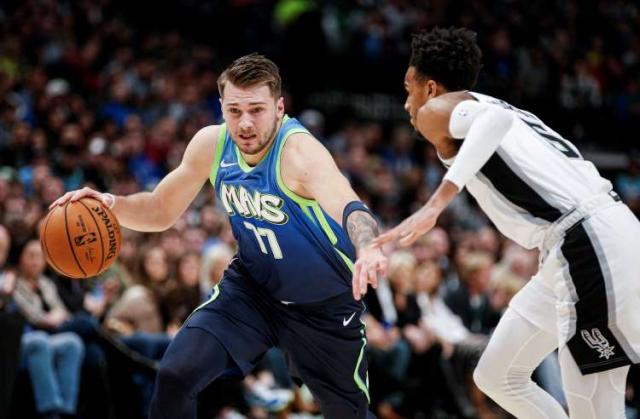 Dallas Mavericks gan en el regreso de Luka Doncic