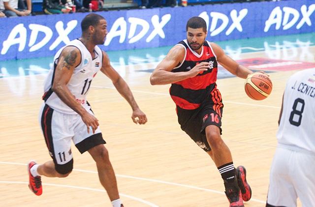 Halcones y Flamengo picaron en punta