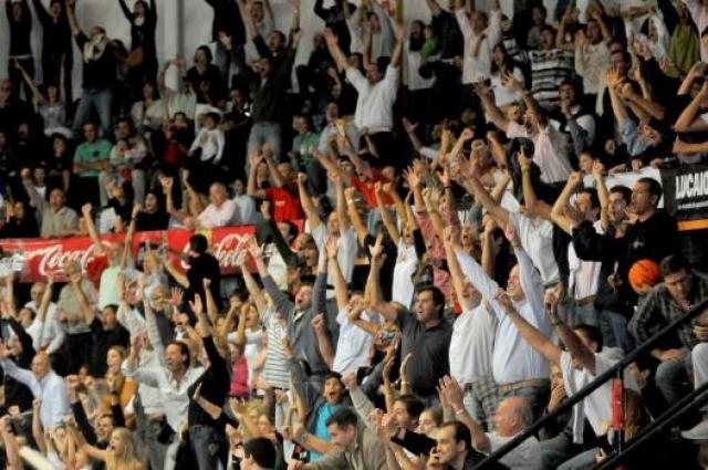 Baha Estudiantes celebra El Da del Hincha