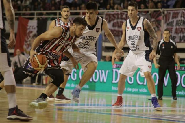 Emiliano Basabe sufri un esguince en su tobillo izquierdo