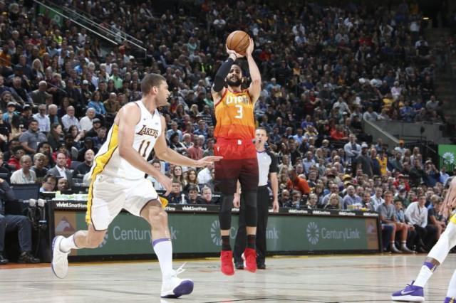 Rockets inalterable, Jazz a todo motor