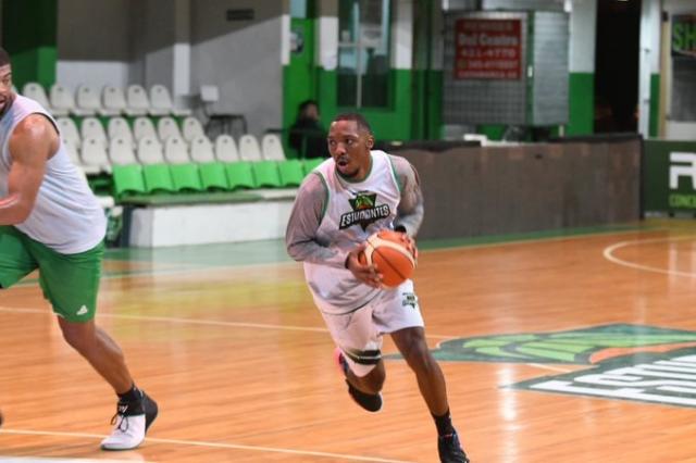 Jones no sigue en Estudiantes