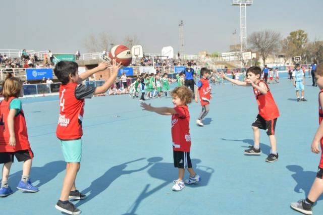 Rosario vivi la fiesta del Minibasket