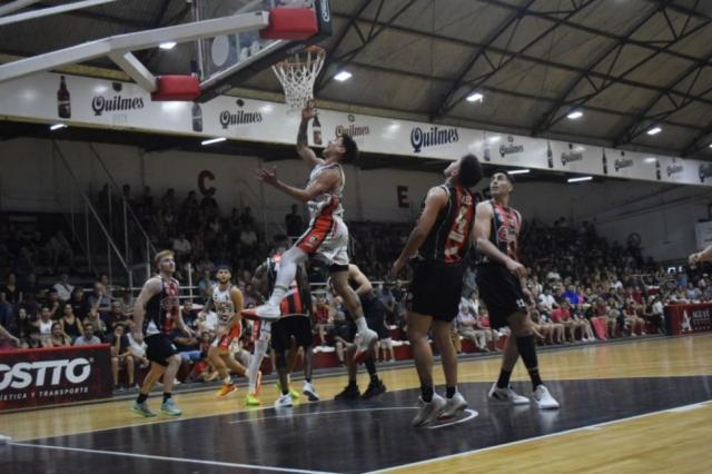 Sur: Central Entrerriano mont su propio Show de triples