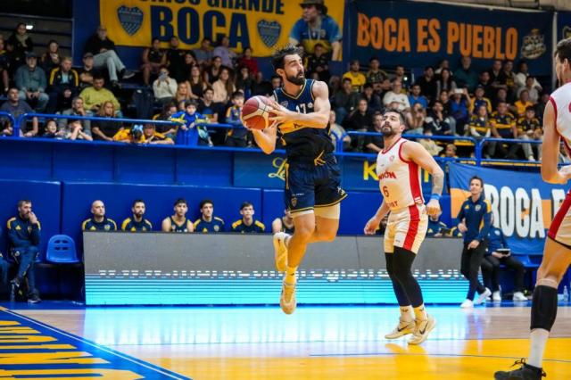 Boca apret� los dientes