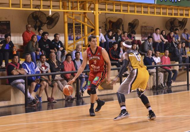 Comunicaciones se llev un lindo triunfo de Corrientes