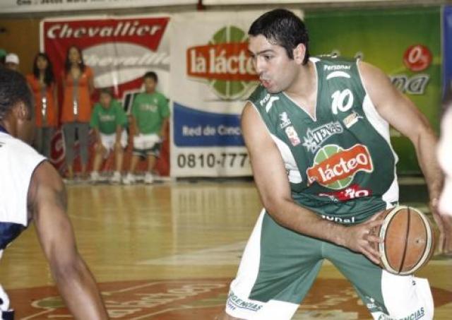 Atenas puso primera