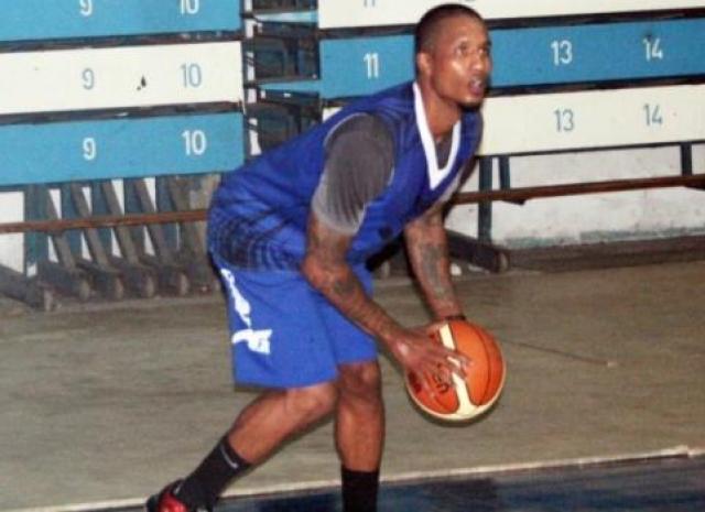 Mc Hopson se sum a la pretemporada de Regatas