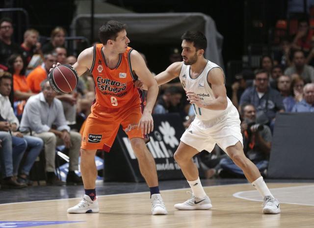 Campazzo decide y Dela se impone a Van Lacke