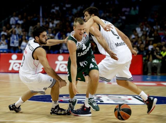 Debut y triunfo del Real Madrid