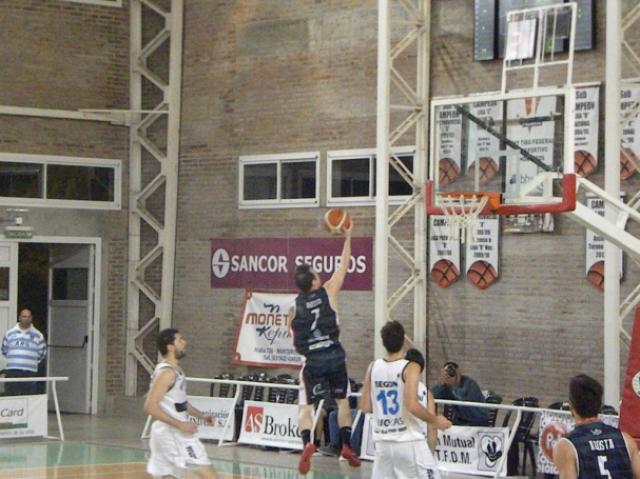 Platense puso quinta