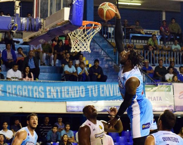 Anthony Smith vuelve a Regatas