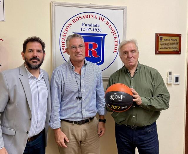 La Asociacin rosarina con nuevo baln oficial