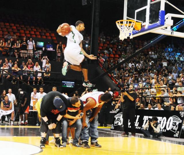 Legends of Basketball Argentina Tour 2014 en el Luna Park