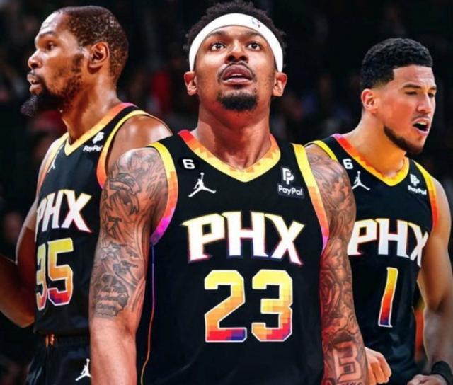 Asoma un Big Three por Arizona