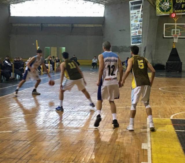 Invictos y clasificados en Embalse